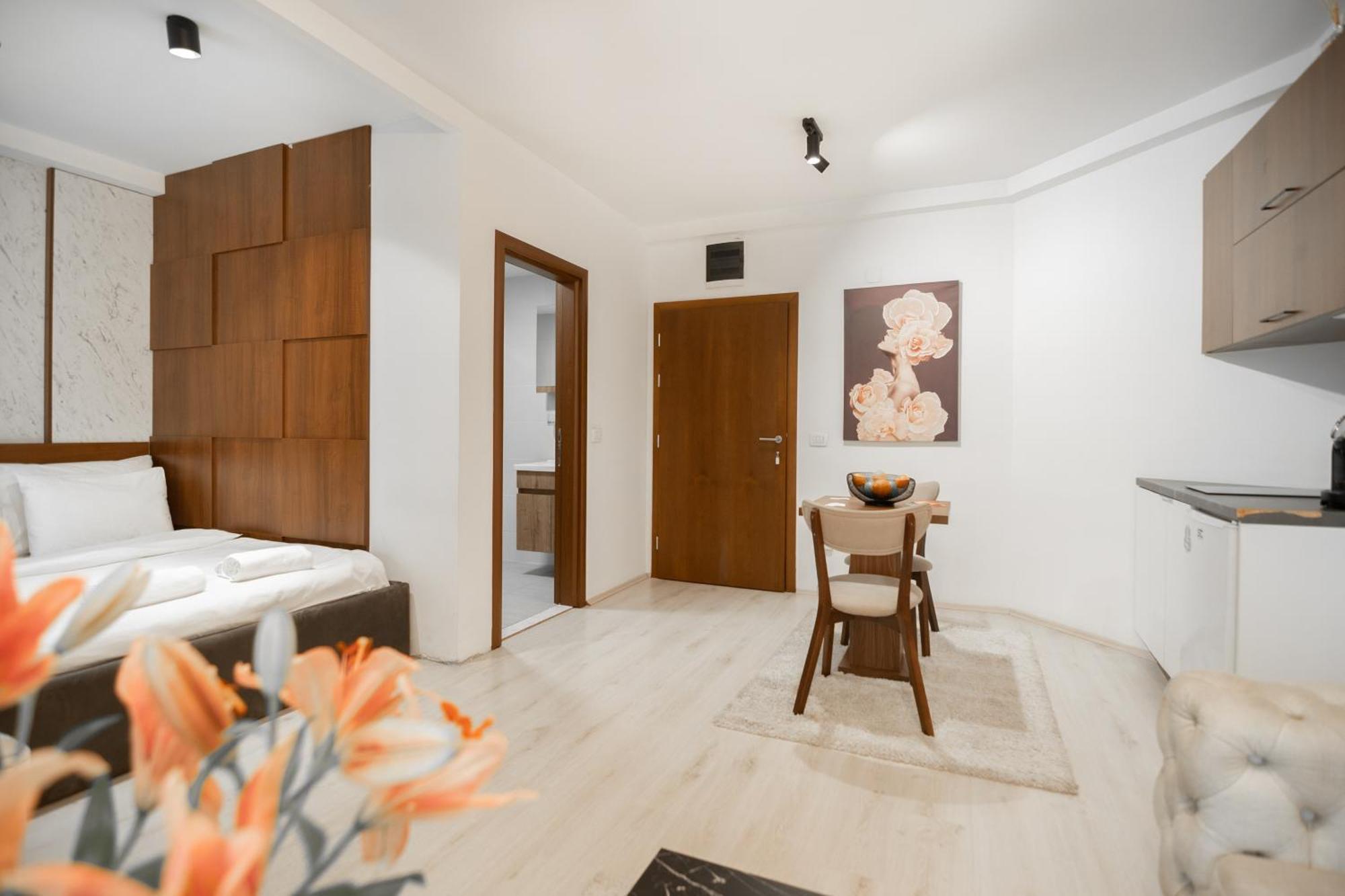 The One Apart Hotel Luxury Suites & Apartments Skopje Exterior photo
